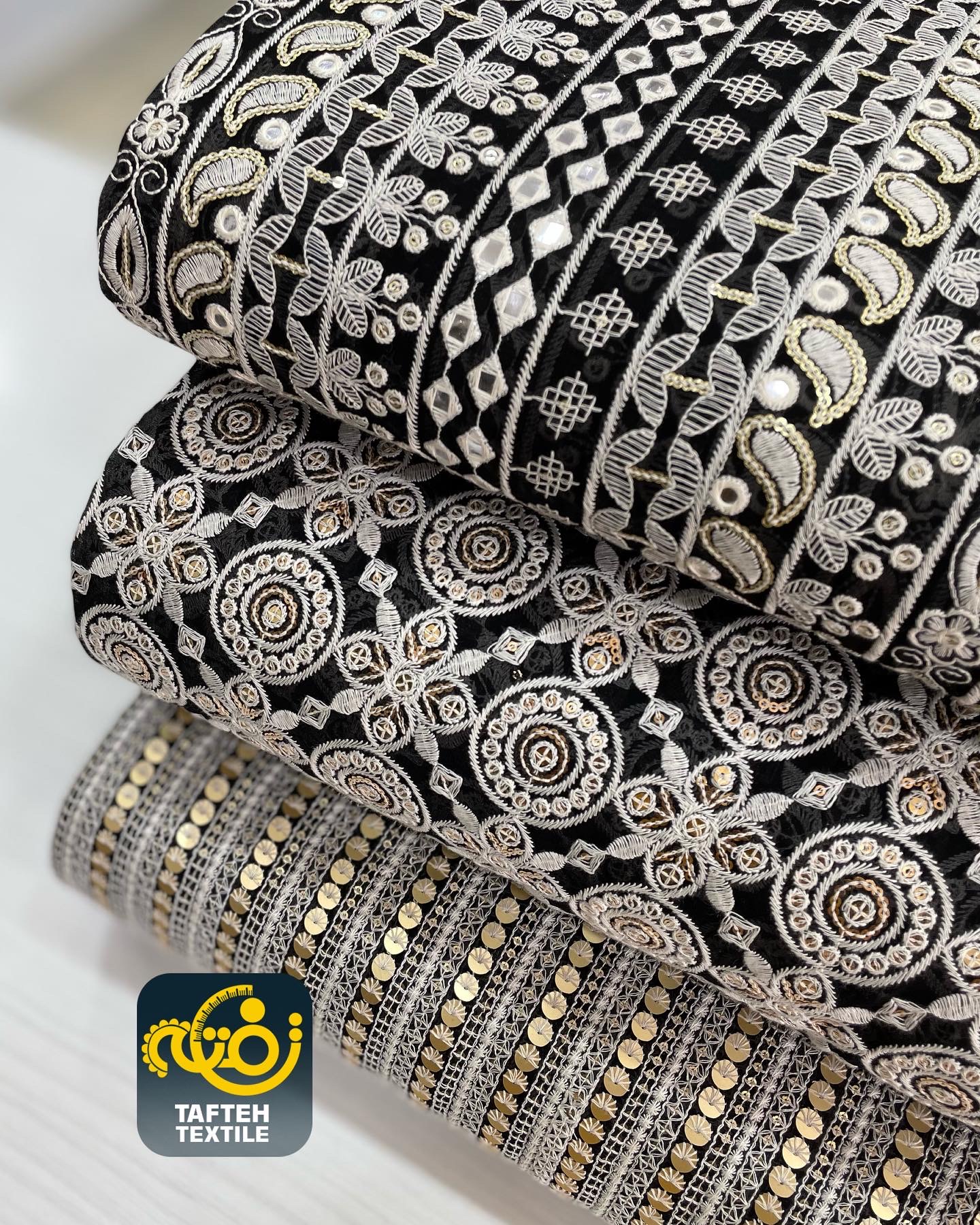 حریر سوزن دوزی