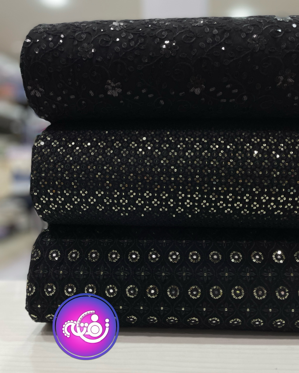 حریر سوزن دوزی و پولک دوزی طرح گل