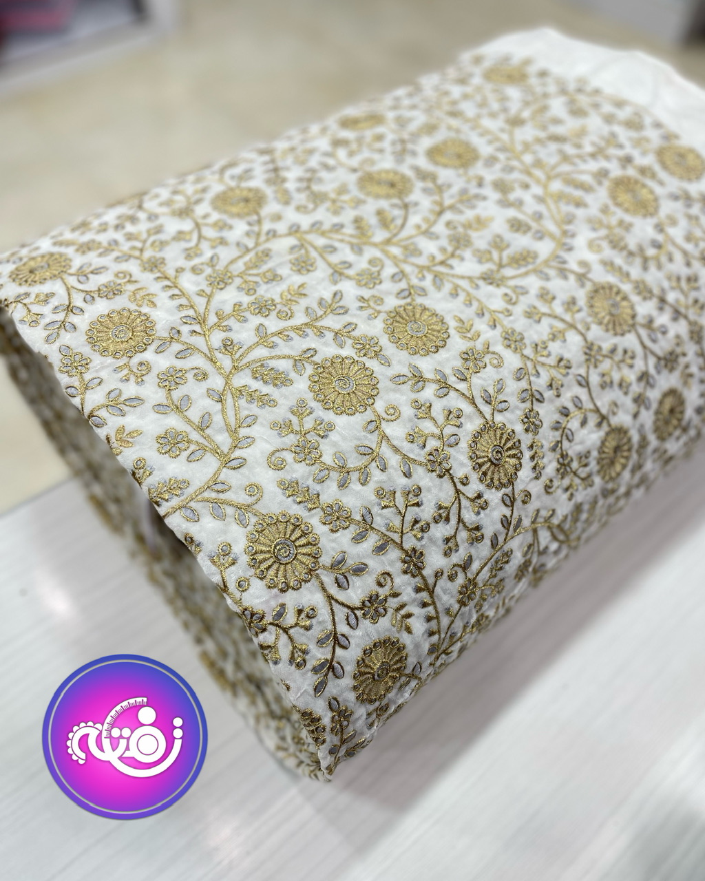 مخمل سوزن دوزی