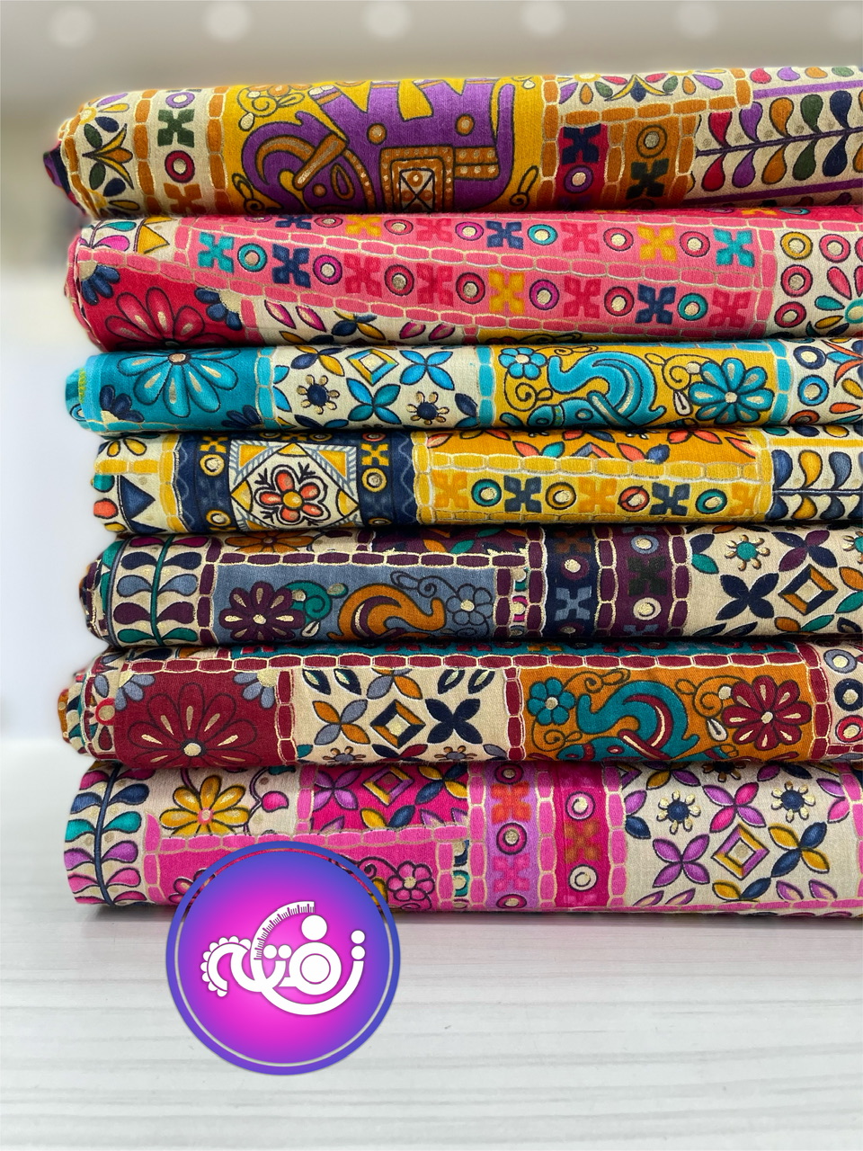 لینن طلا کوب طرح فیل