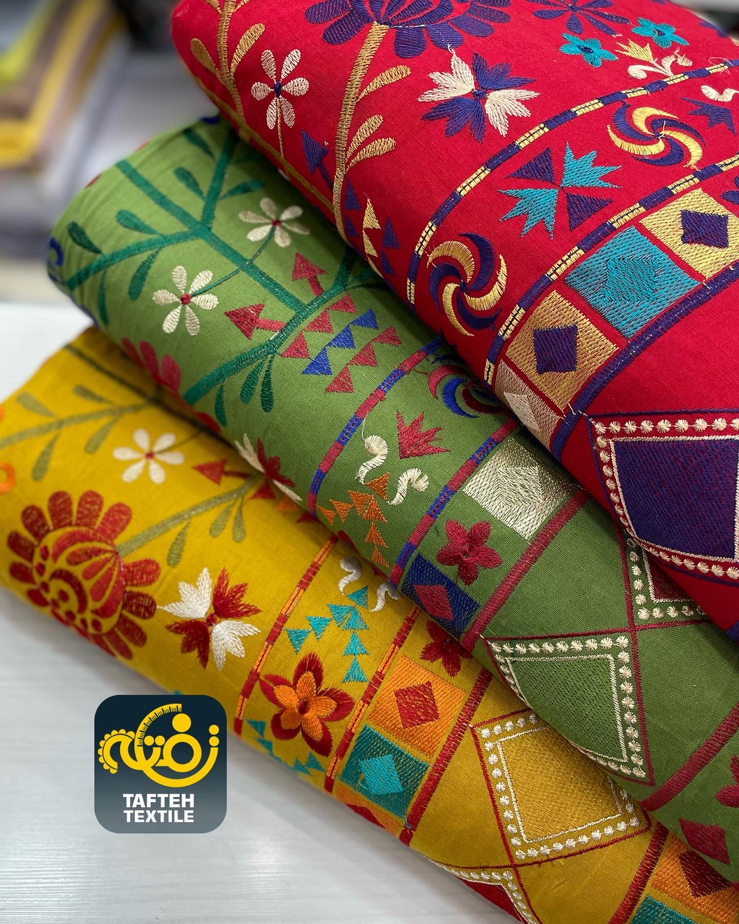 E0463527-4D63-4657-8845-A998EAE0C441