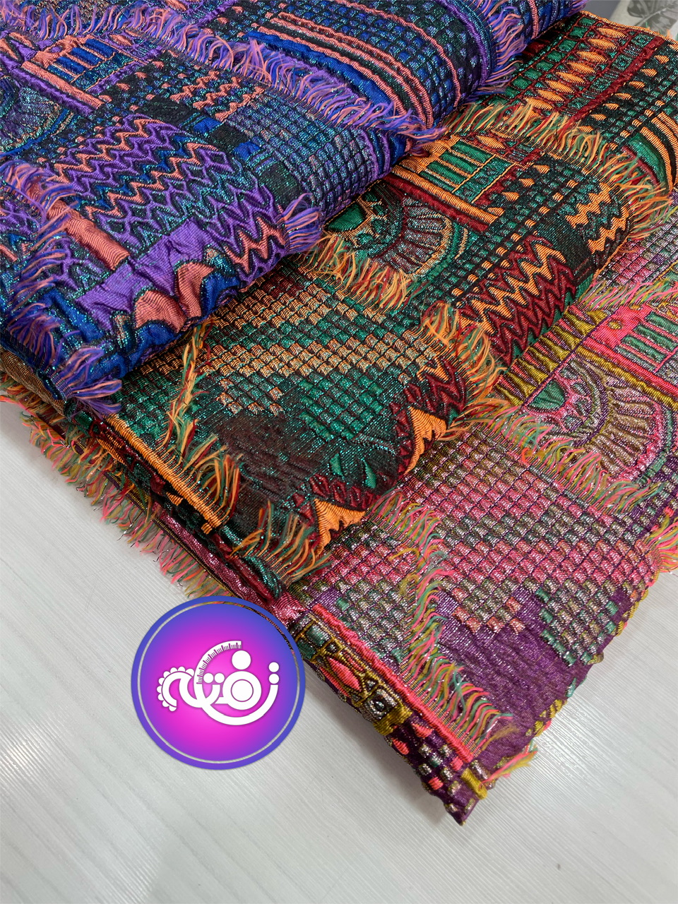 ژاکارد سنتی ریشه دار