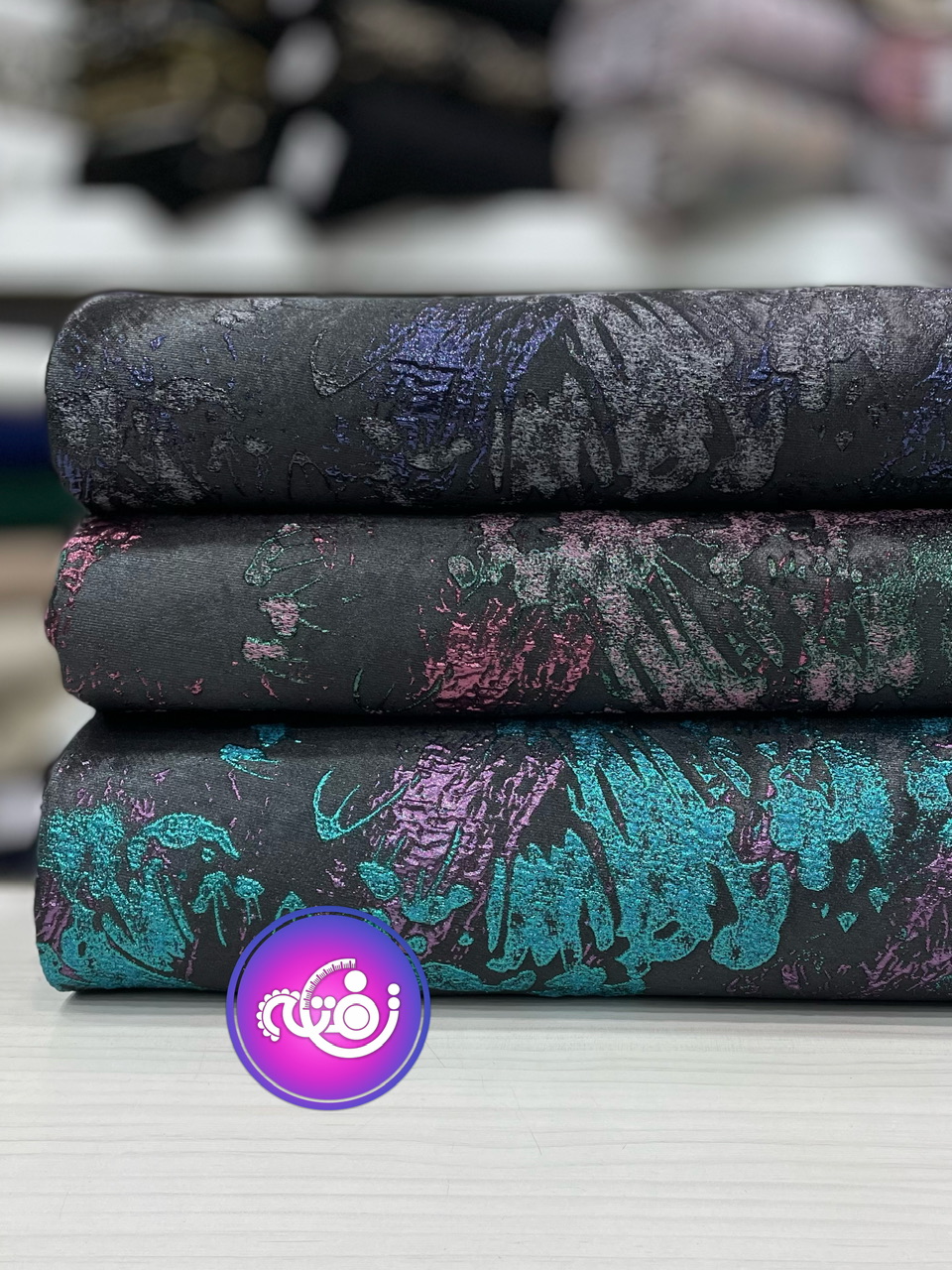 پارچه ژاکارد آبرنگی