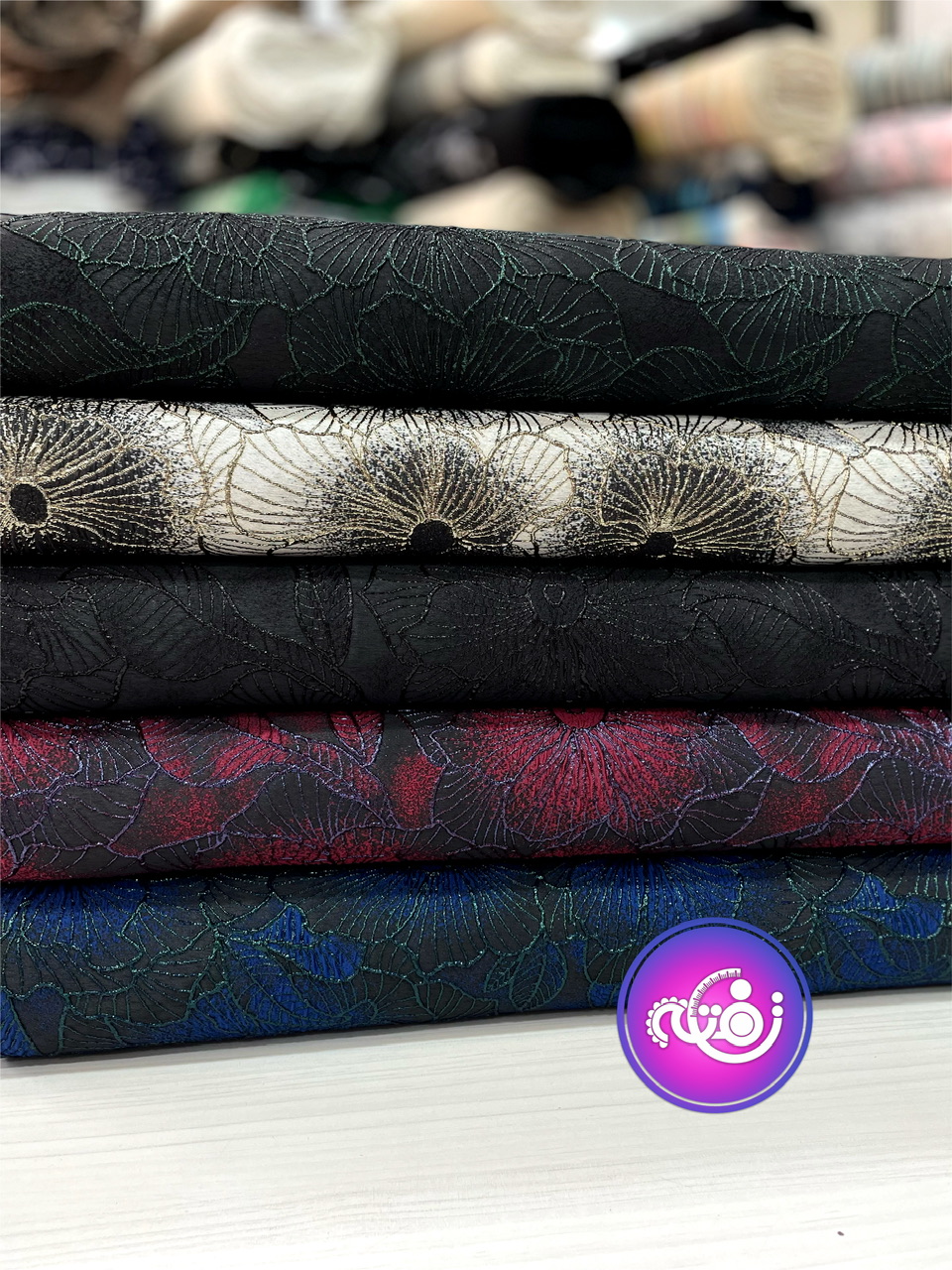 ژاکارد طرح گل