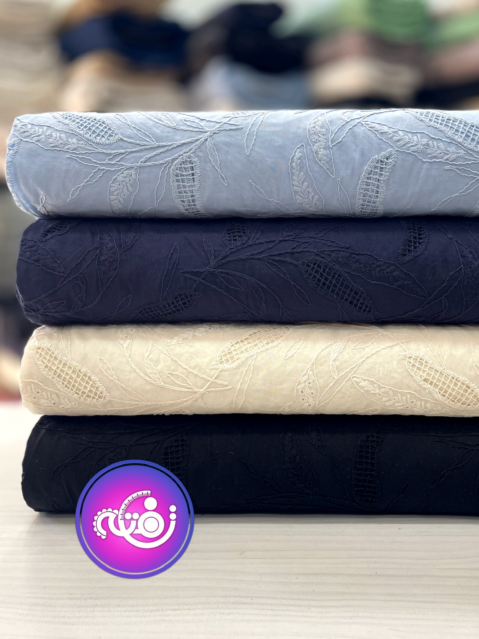 وال قیطان دوزی شده