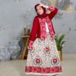 ست کراپ و دامن سوزندوزی