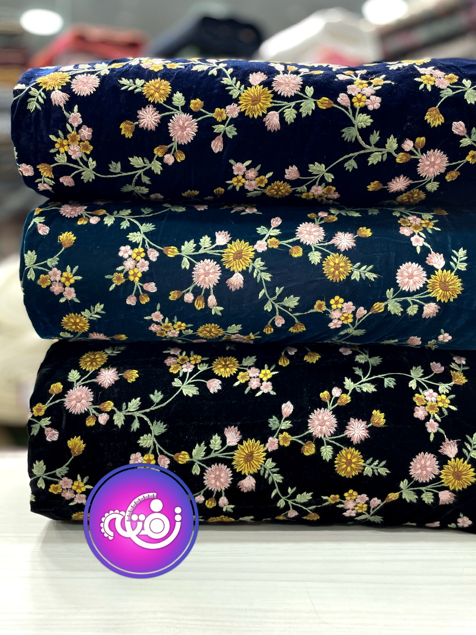 مخمل سوزندوزی