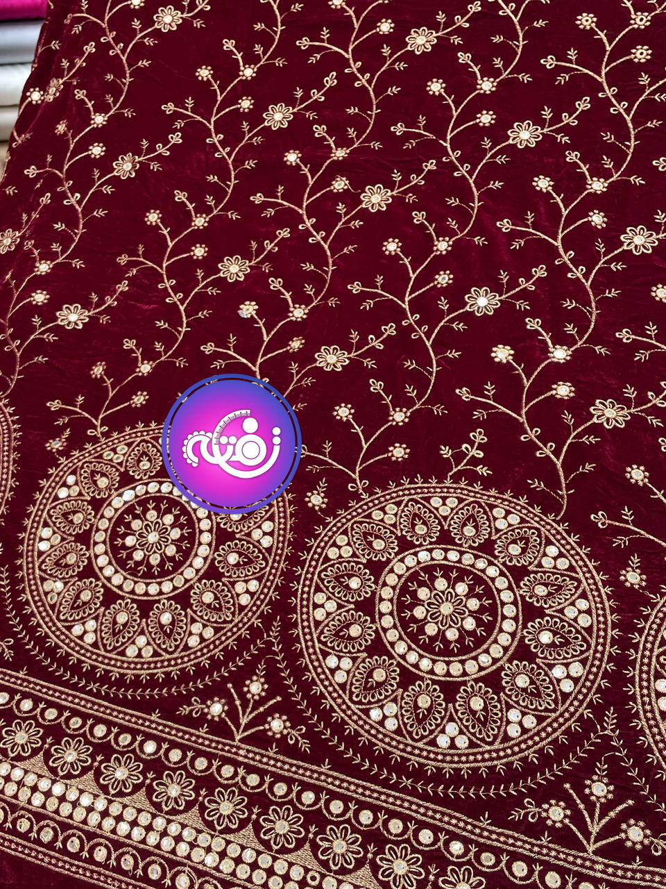 مخمل سوزن دوزی