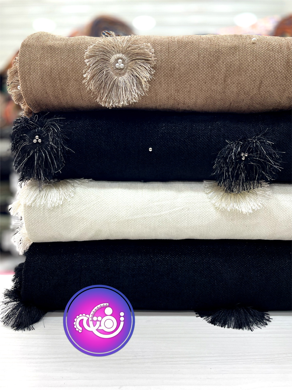 پارچه شنل طاووس