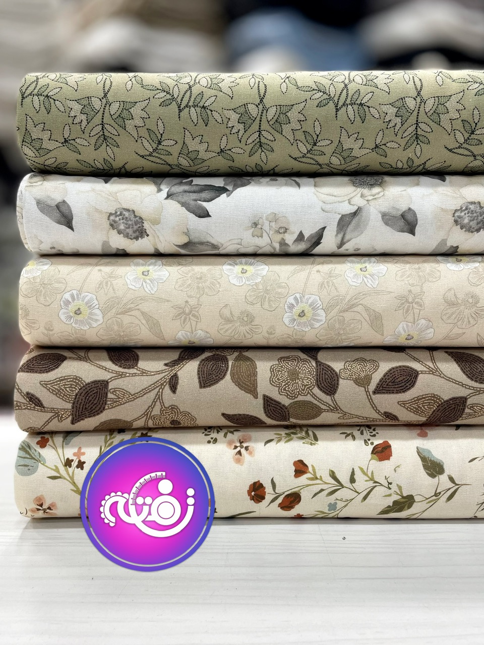 لینن طرحدار