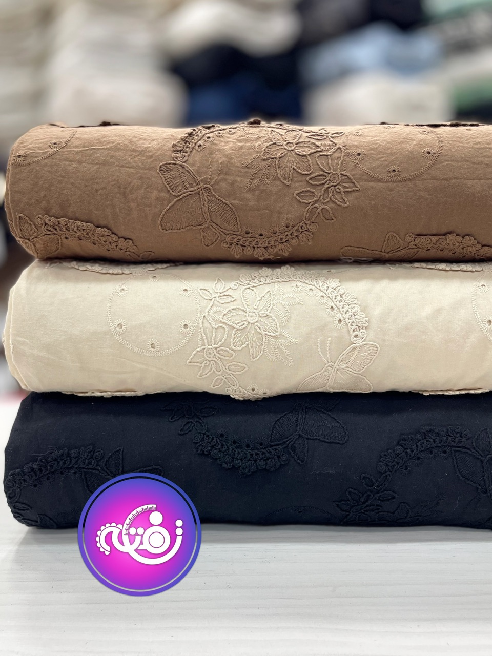 پارچه وال اپلیکه شاپرک